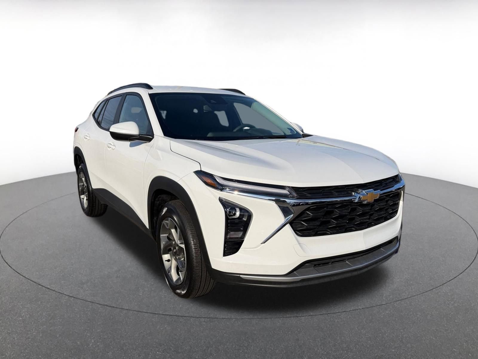 Thumbnail: 2025 Chevrolet Trax - 1