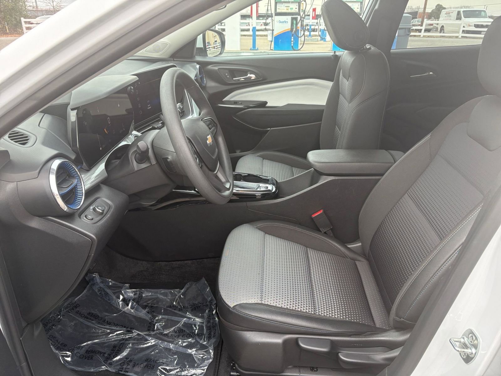 Thumbnail: 2025 Chevrolet Trax - 24