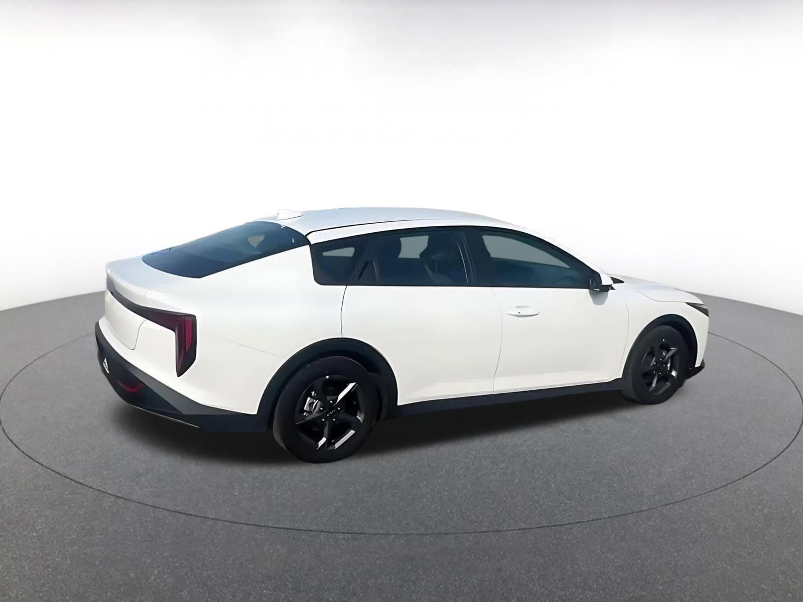 Thumbnail: 2025 Kia K4 - 11