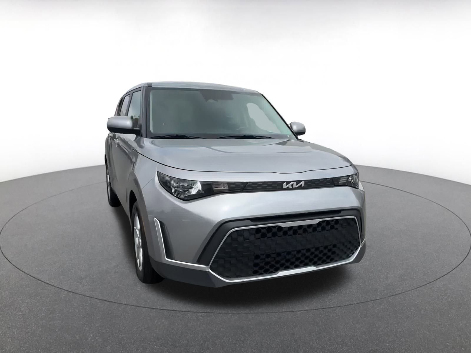 Thumbnail: 2023 Kia Soul - 3