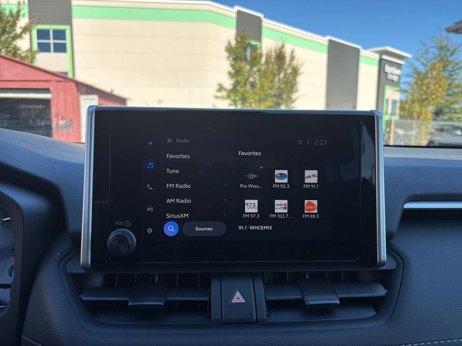 Thumbnail: 2025 Toyota RAV4 - 21