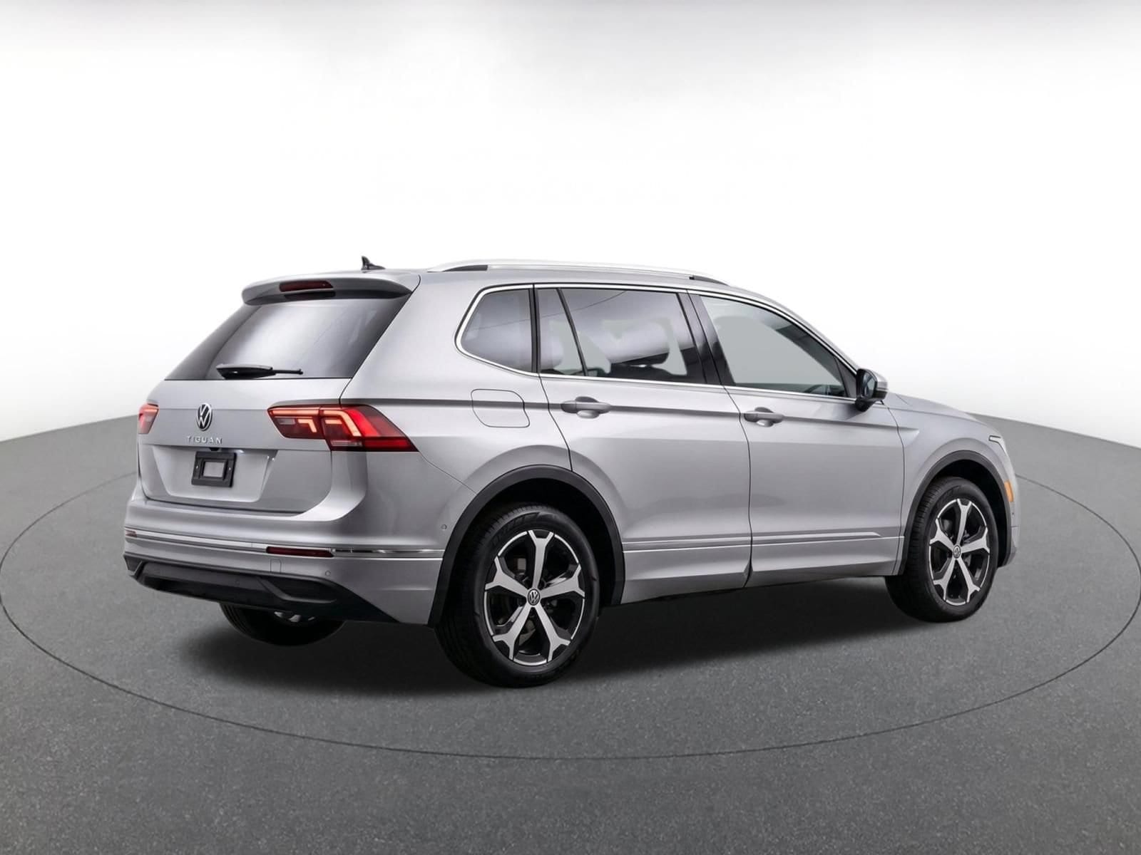 Thumbnail: 2026 Volkswagen Tiguan - 8