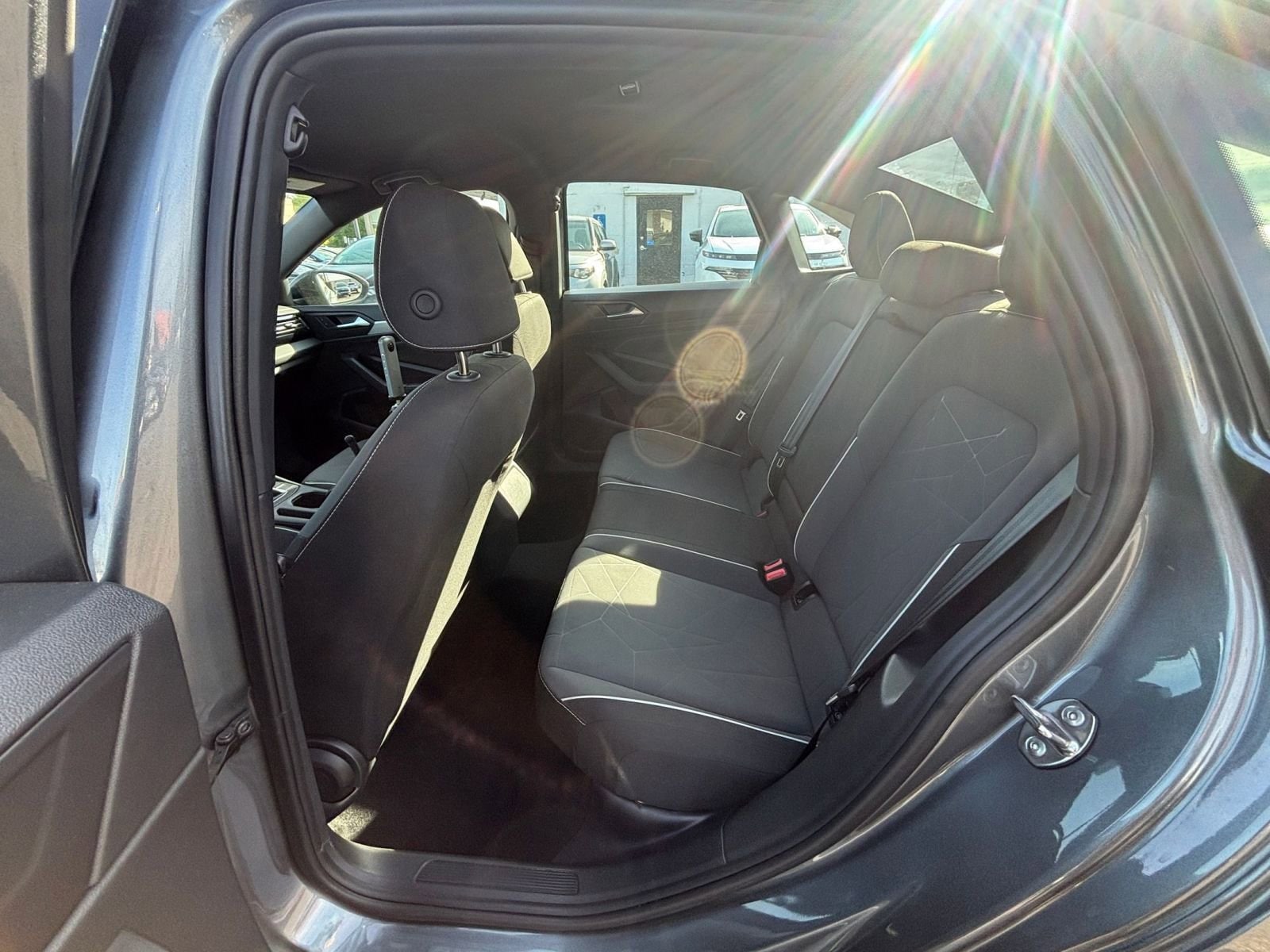 Thumbnail: 2025 Volkswagen Jetta - 25