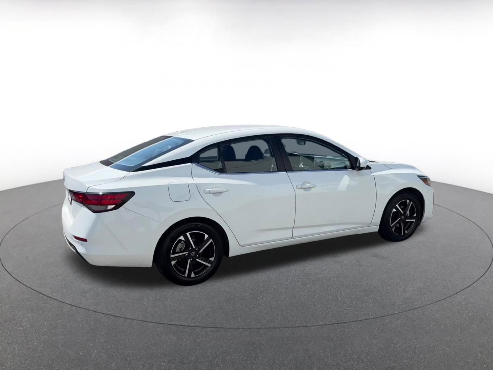 Thumbnail: 2025 Nissan Sentra - 14
