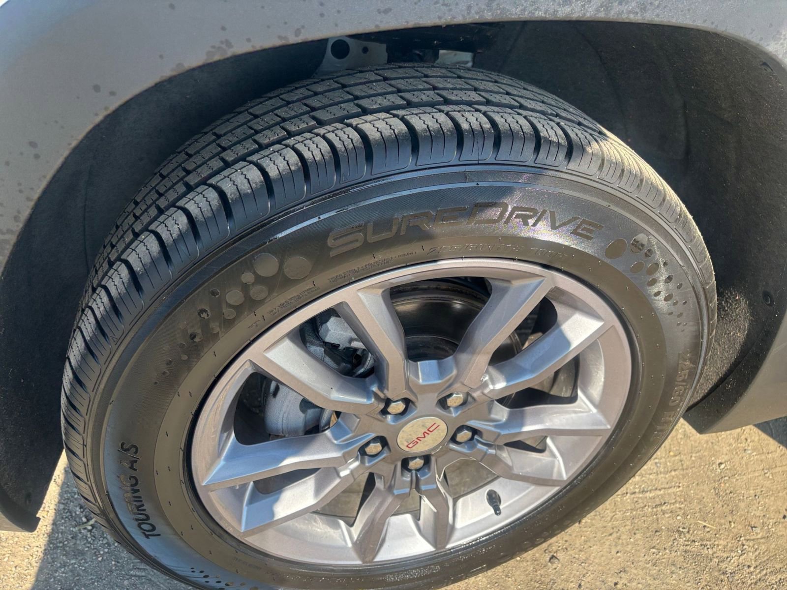 Thumbnail: 2024 GMC Terrain - 32