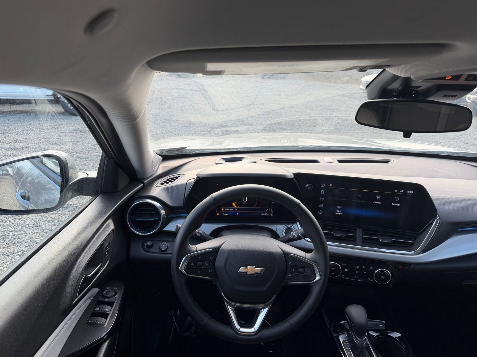 Thumbnail: 2025 Chevrolet Trax - 33