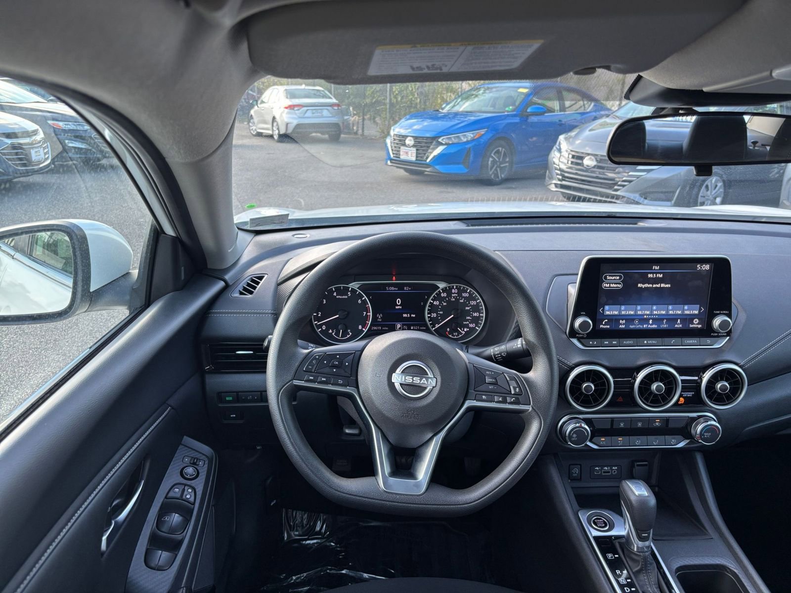 Thumbnail: 2024 Nissan Sentra - 32