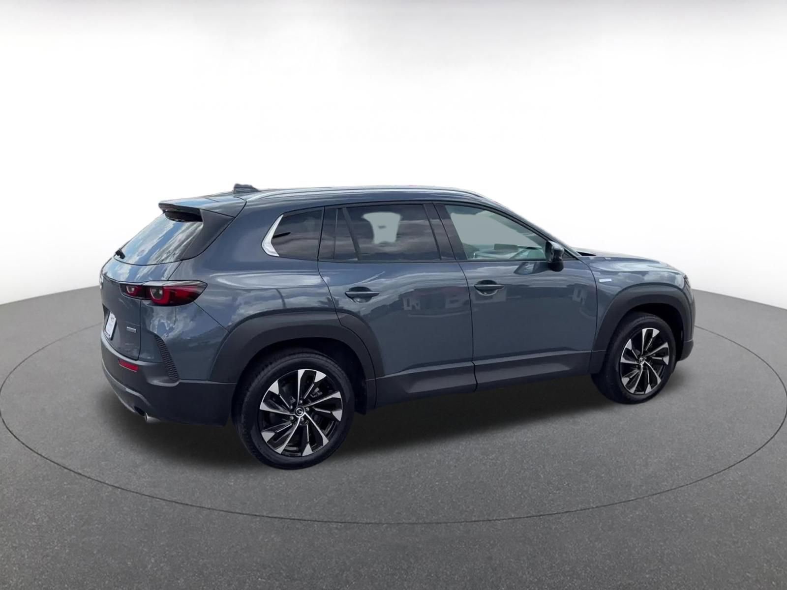 Thumbnail: 2025 Mazda CX-50 - 15