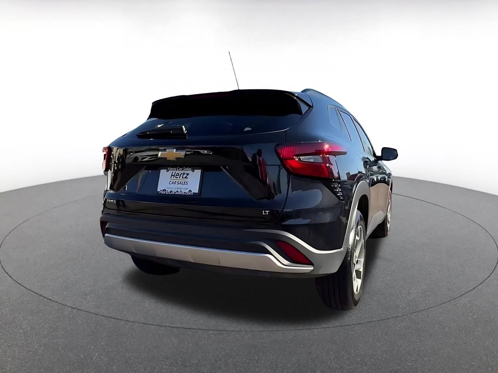 Thumbnail: 2025 Chevrolet Trax - 14