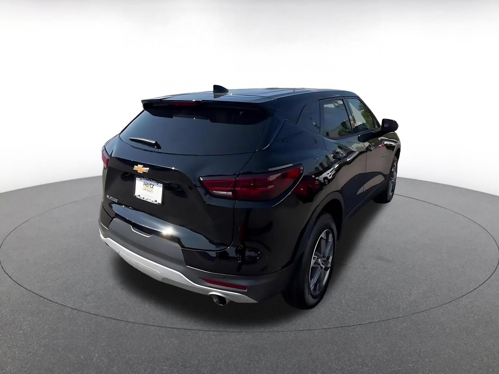 Thumbnail: 2026 Chevrolet Blazer - 14