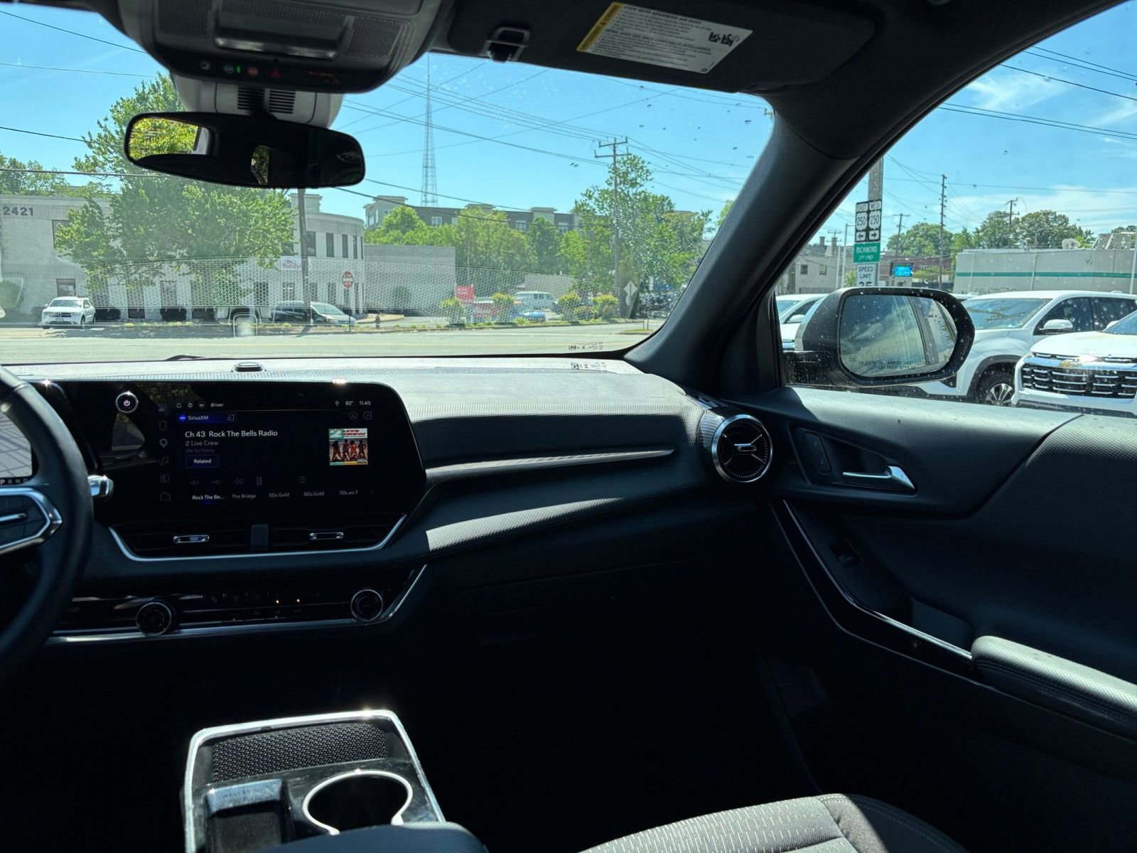 Thumbnail: 2025 Chevrolet Equinox - 35