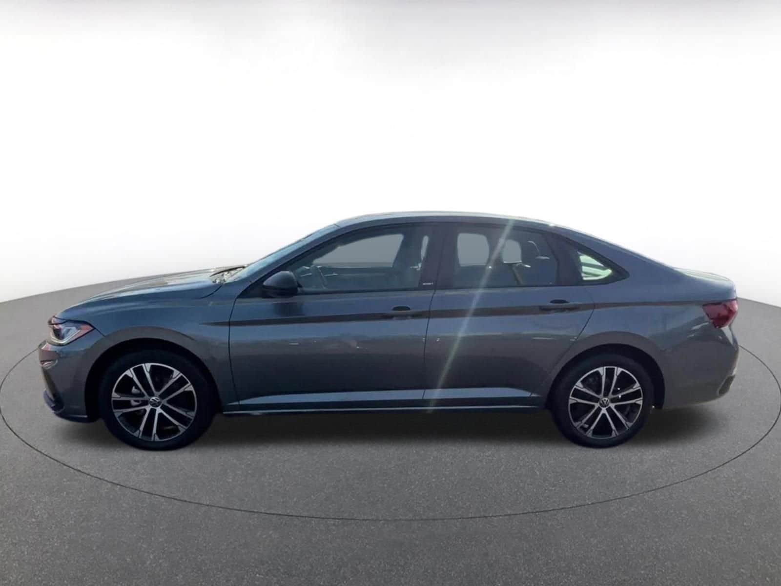 Thumbnail: 2025 Volkswagen Jetta - 10