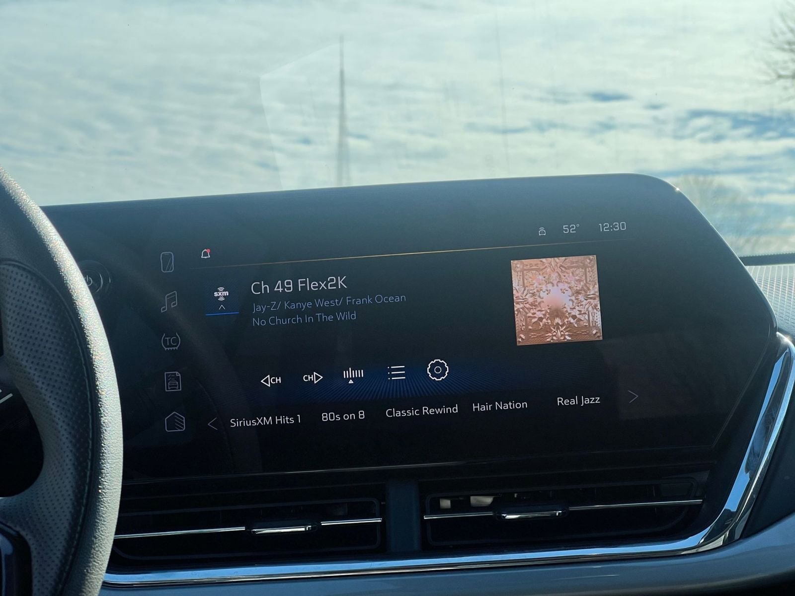 Thumbnail: 2025 Chevrolet Trax - 21