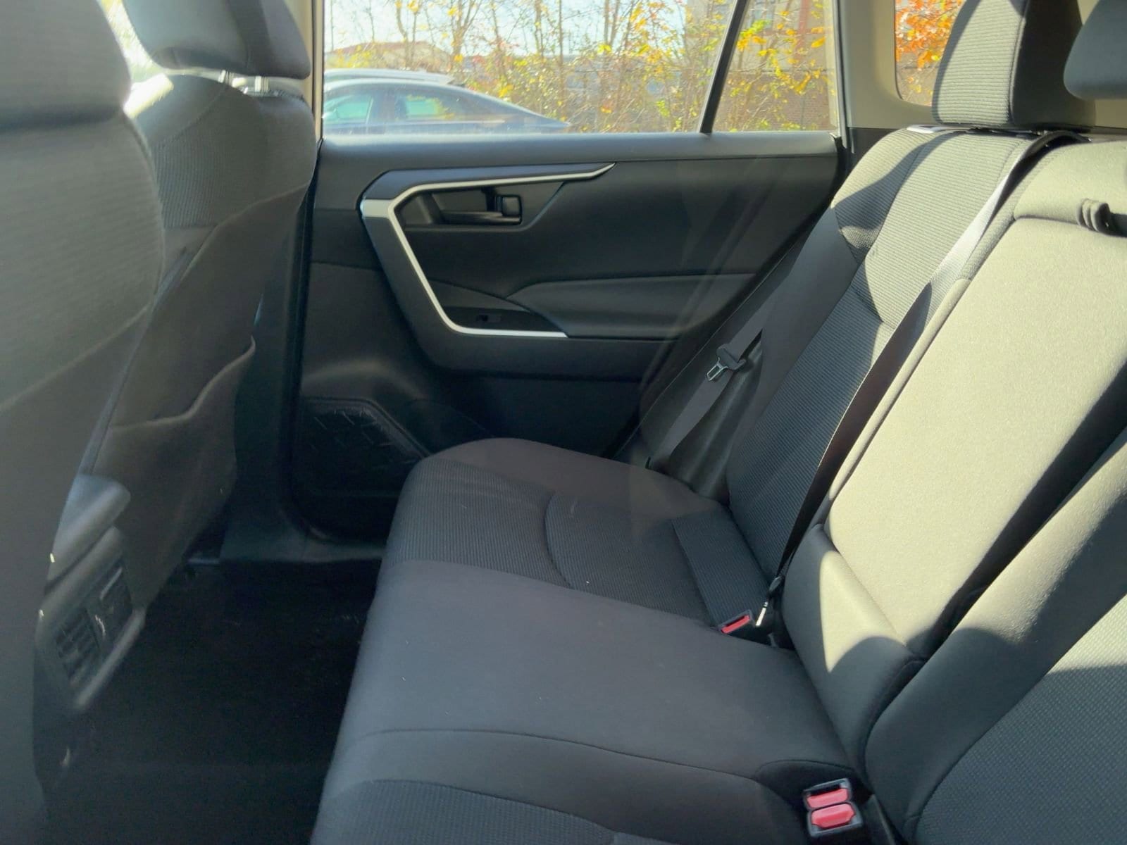 Thumbnail: 2025 Toyota RAV4 - 8