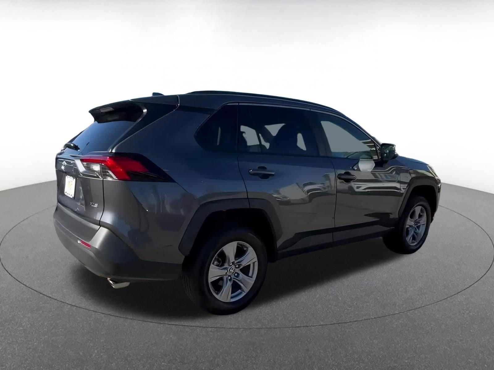 Thumbnail: 2025 Toyota RAV4 - 15