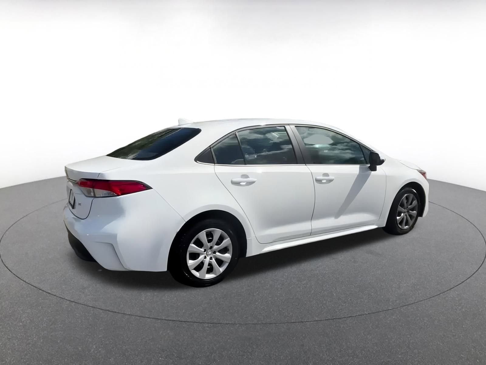 Thumbnail: 2024 Toyota Corolla - 15