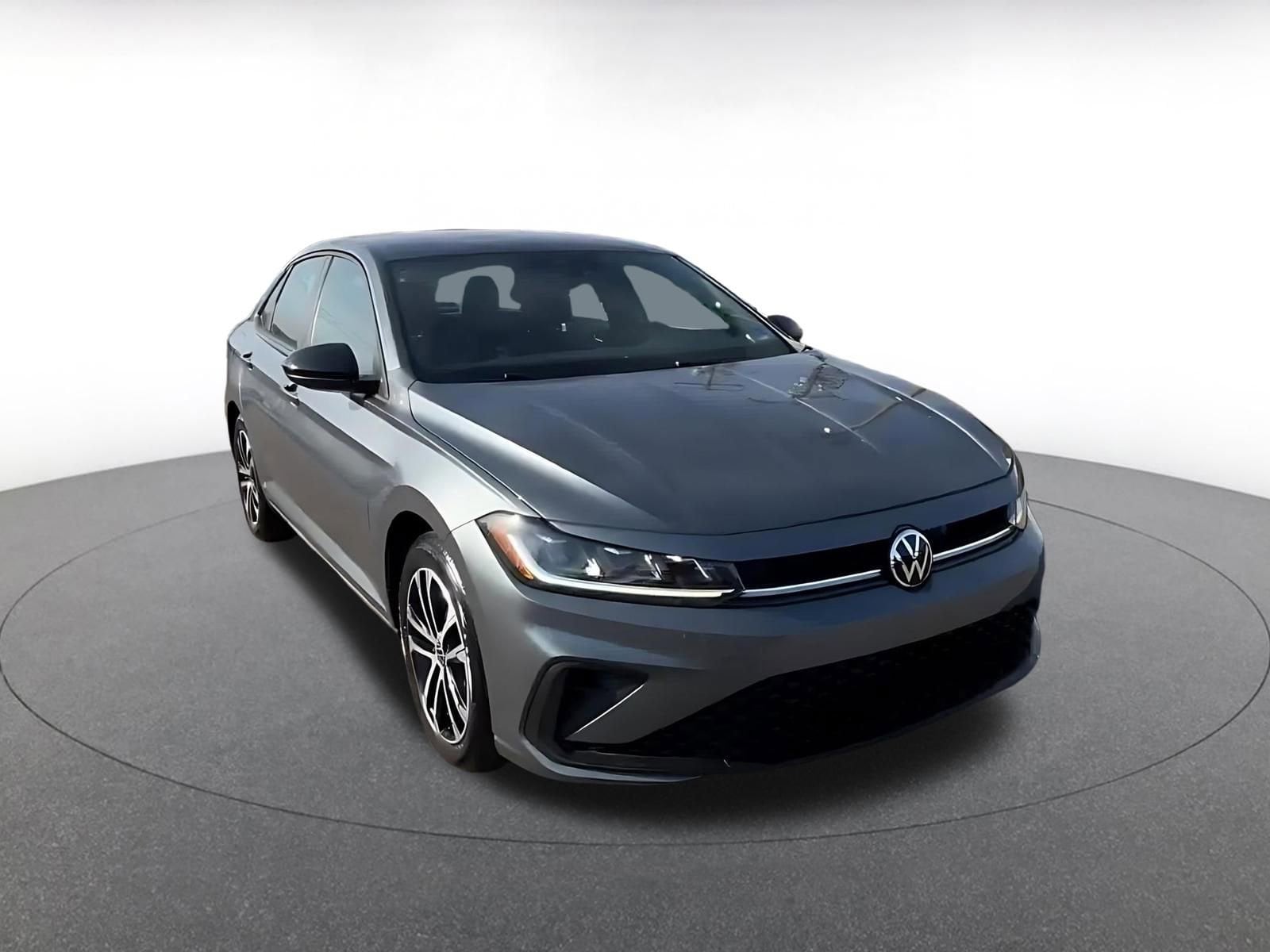 Thumbnail: 2025 Volkswagen Jetta - 3