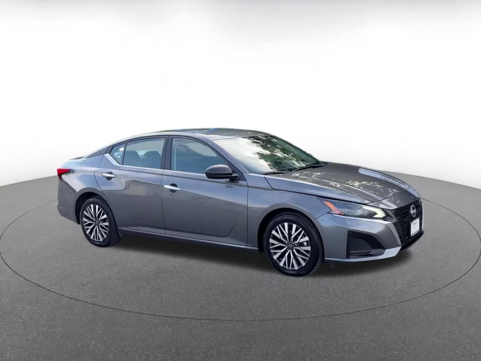 Thumbnail: 2025 Nissan Altima - 2
