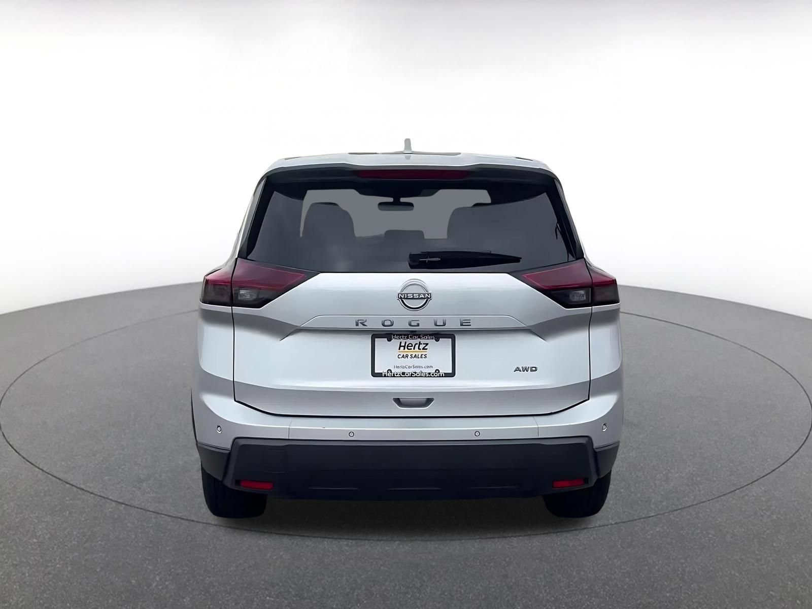 Thumbnail: 2025 Nissan Rogue - 10