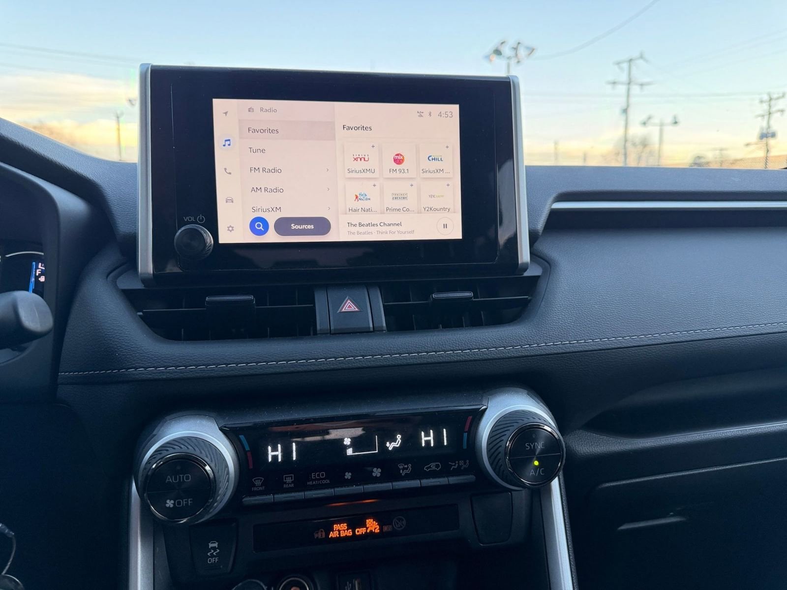 Thumbnail: 2025 Toyota RAV4 - 18