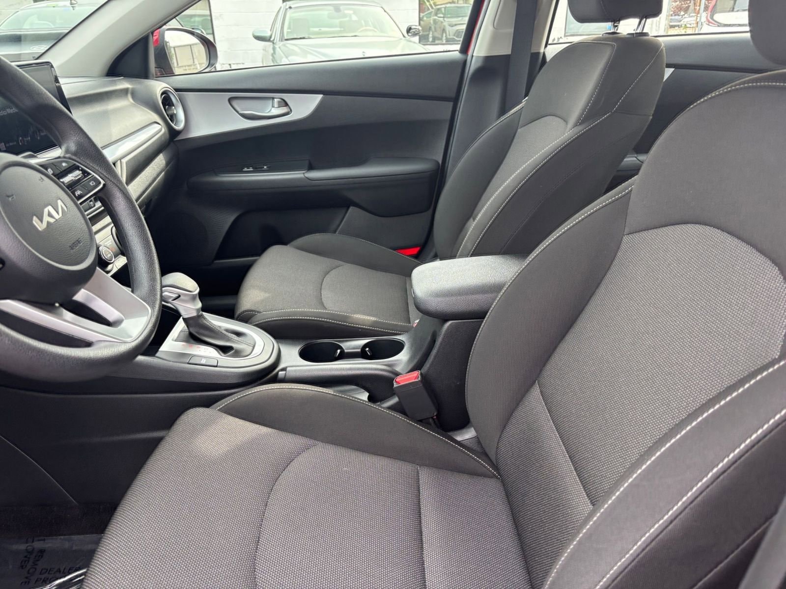 2024 Kia Forte LXS 25
