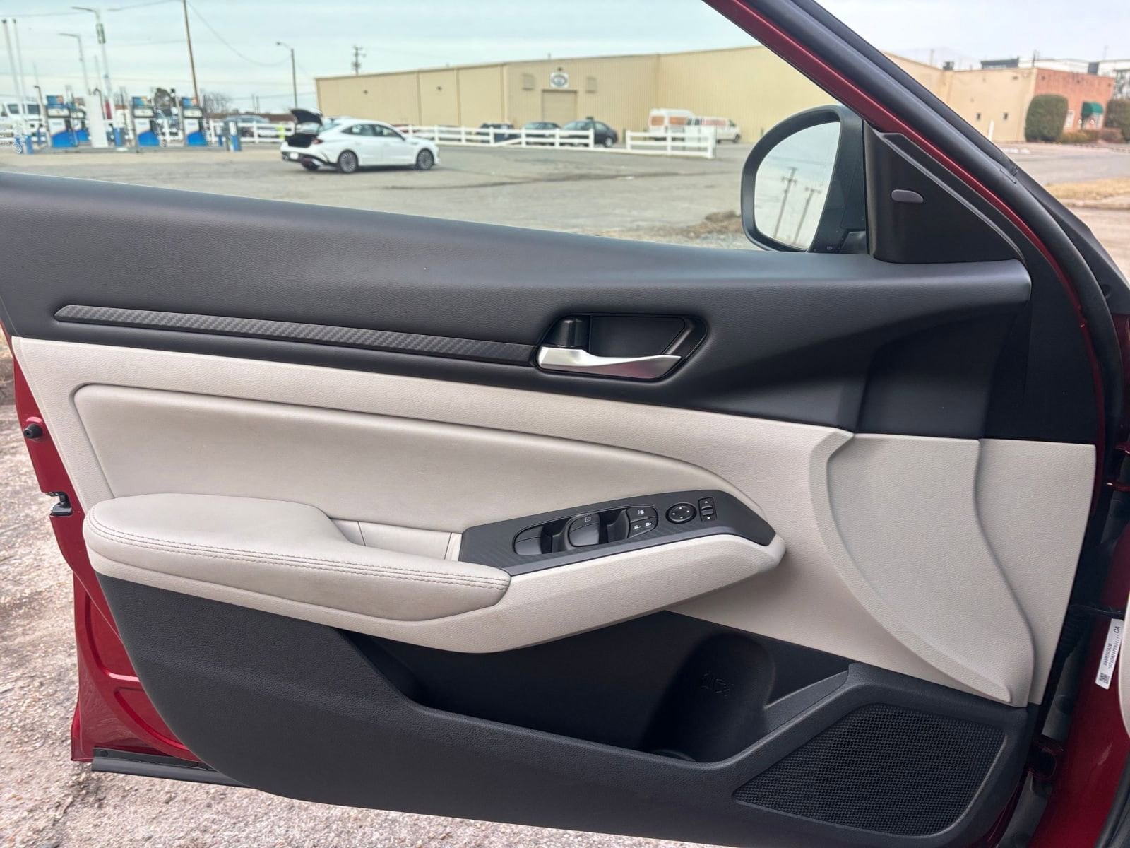 Thumbnail: 2025 Nissan Altima - 18