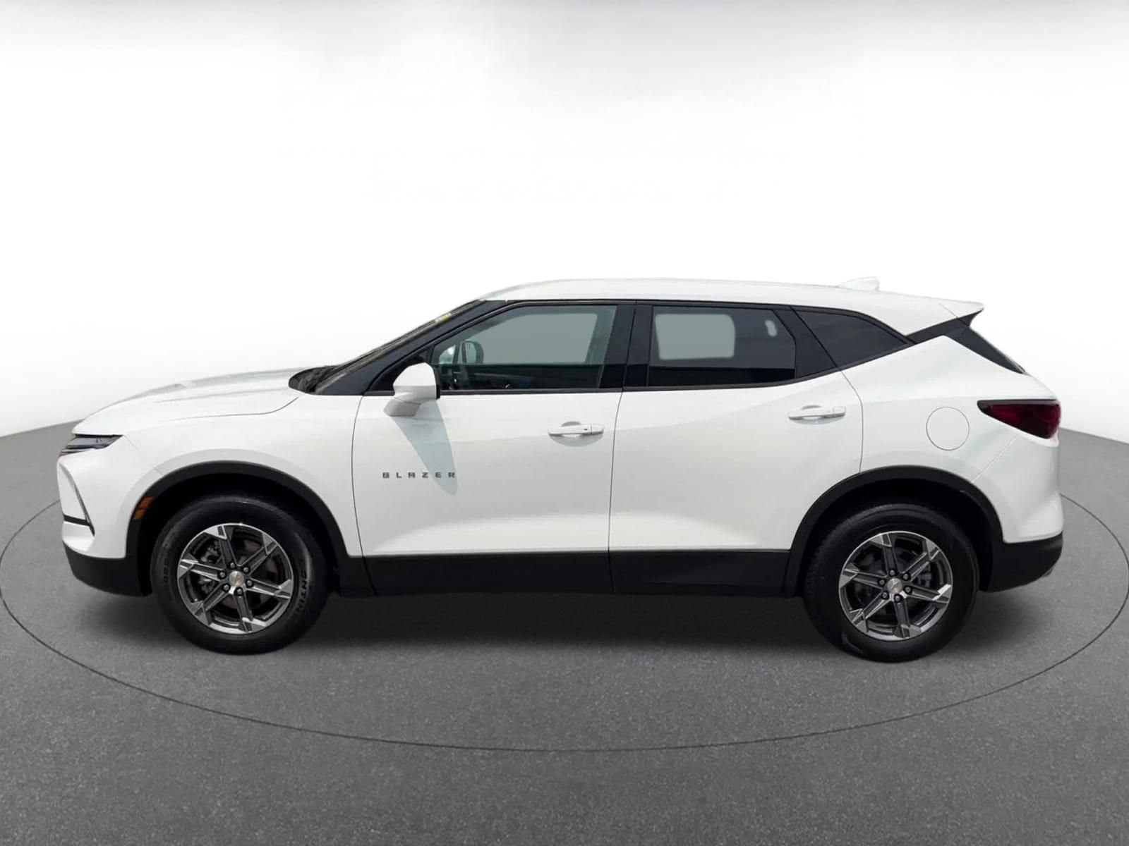 Thumbnail: 2025 Chevrolet Blazer - 8
