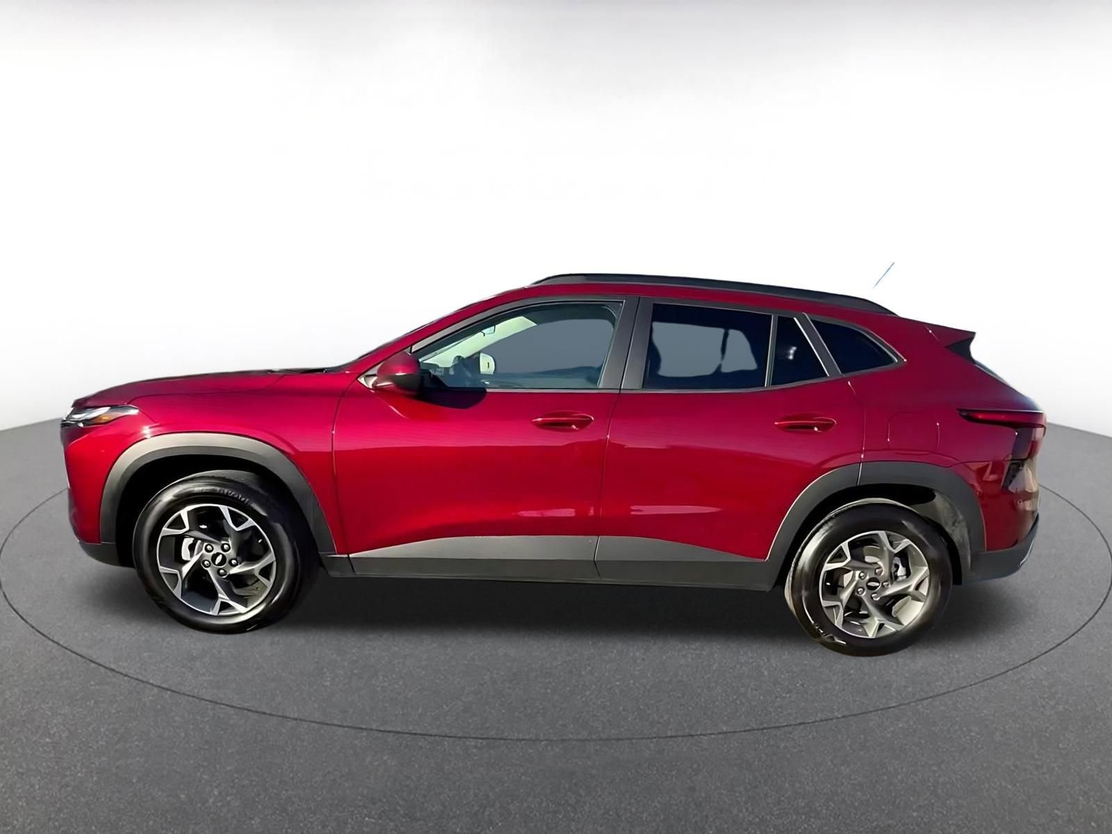 Thumbnail: 2025 Chevrolet Trax - 9
