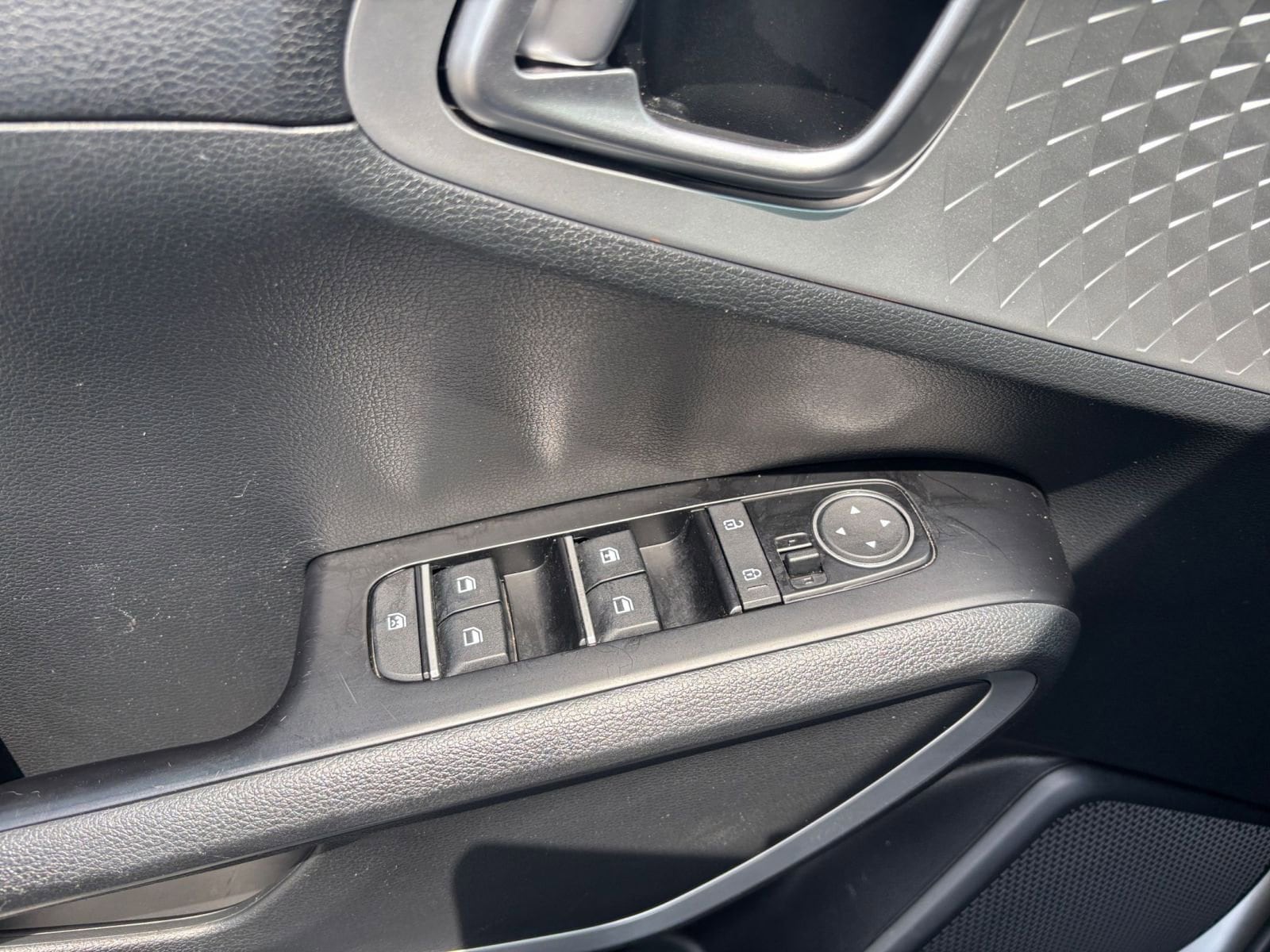 Thumbnail: 2023 Kia Soul - 20