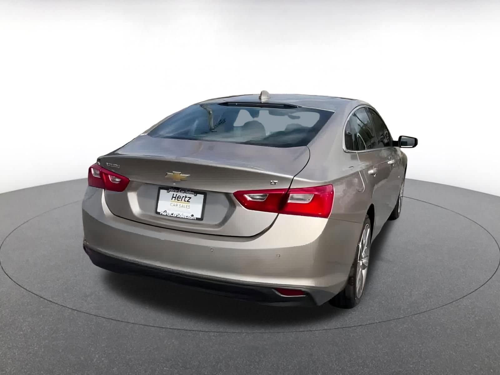 Thumbnail: 2023 Chevrolet Malibu - 14