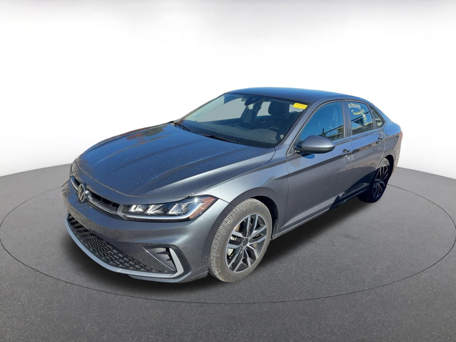 Thumbnail: 2025 Volkswagen Jetta - 1