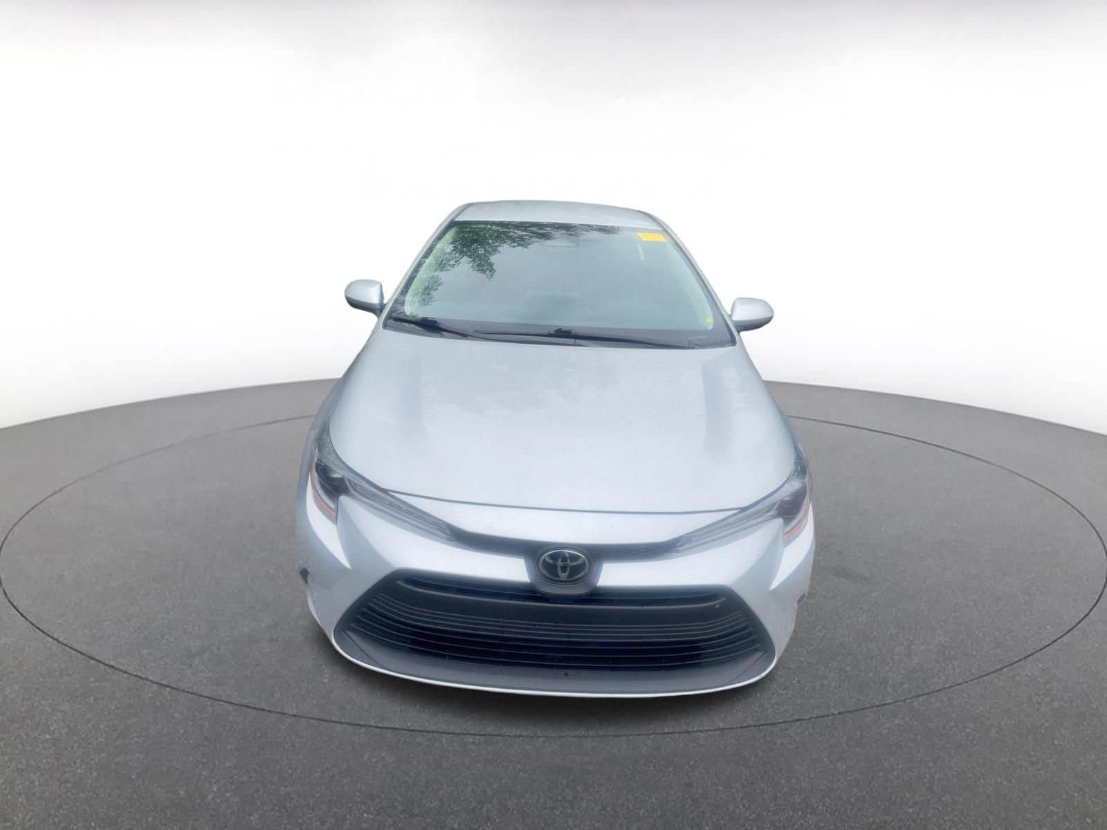 Thumbnail: 2024 Toyota Corolla - 3
