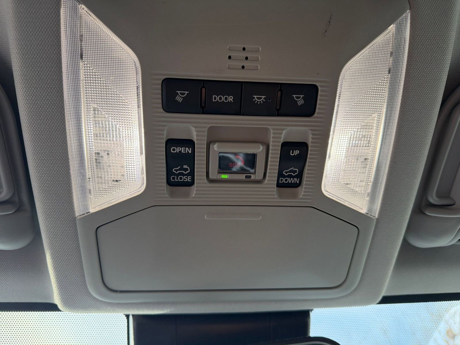 Thumbnail: 2025 Toyota RAV4 - 30