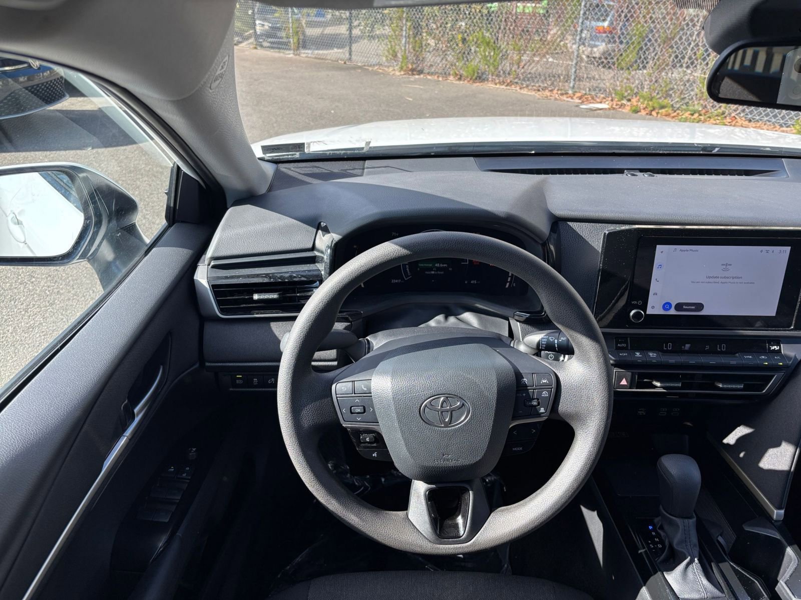 Thumbnail: 2025 Toyota Camry - 33