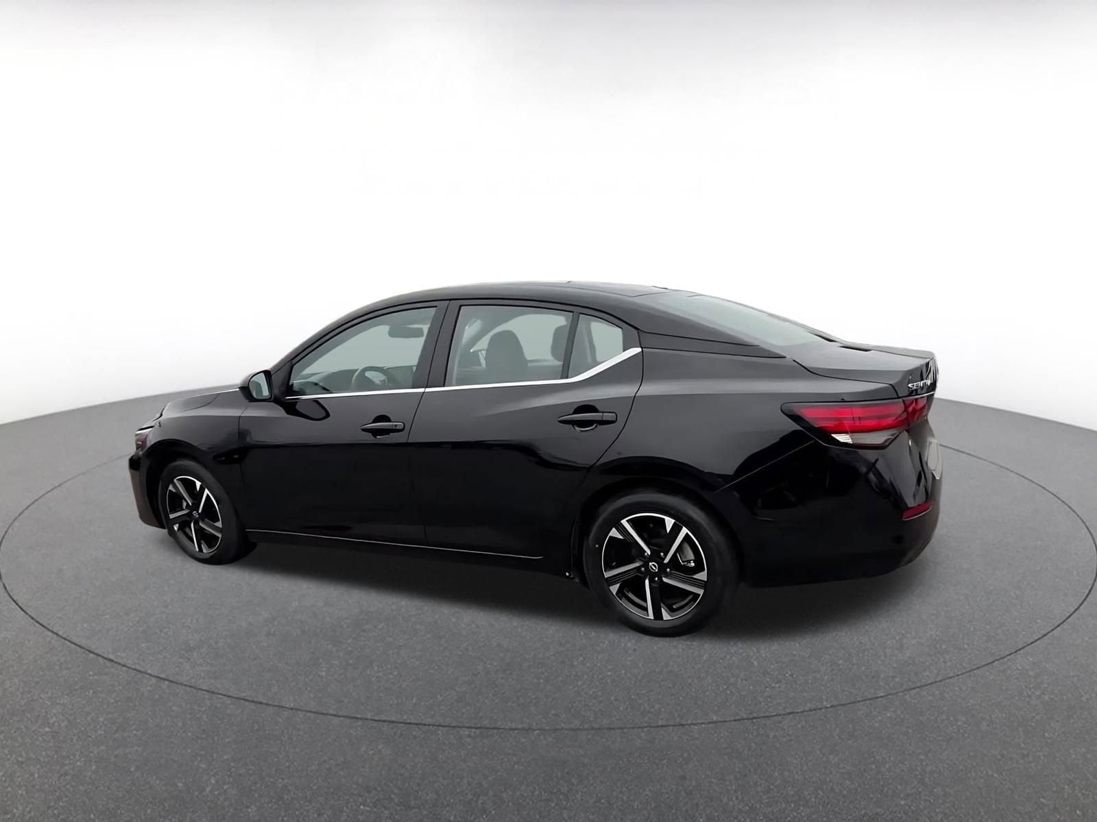 Thumbnail: 2025 Nissan Sentra - 10