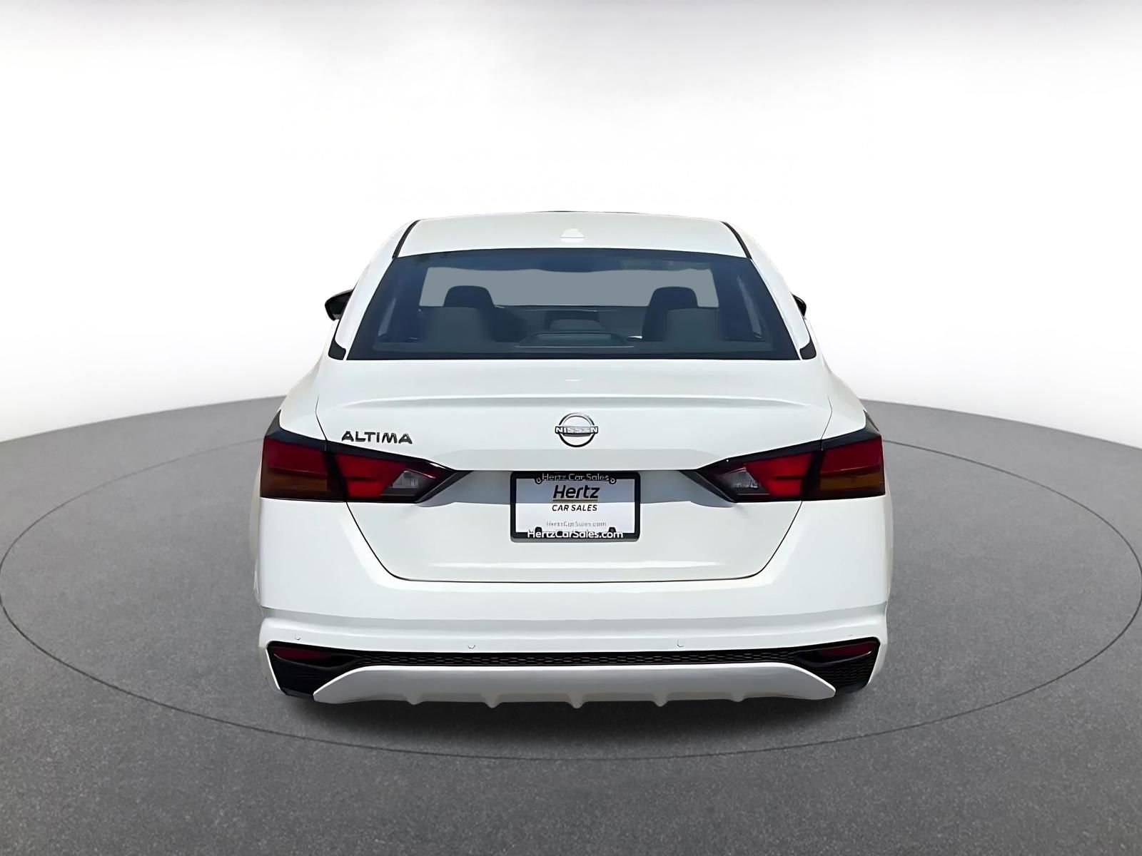 Thumbnail: 2025 Nissan Altima - 12