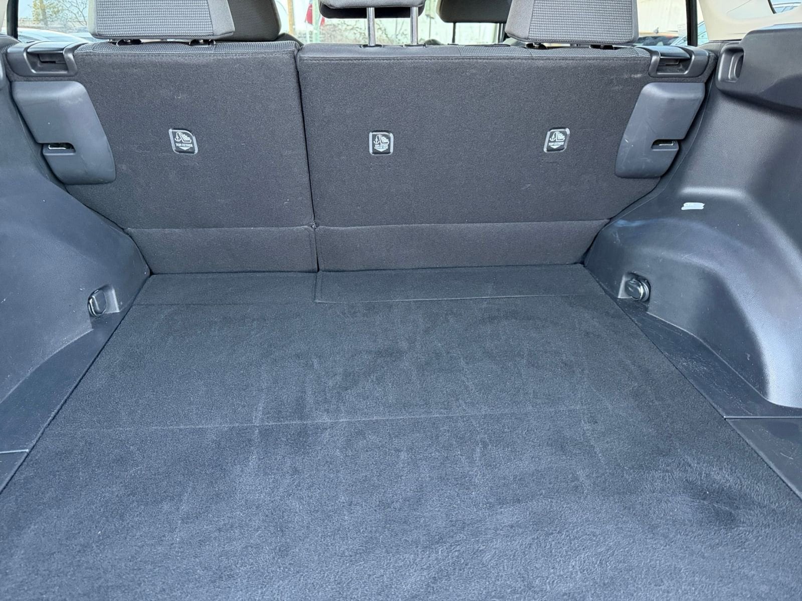 Thumbnail: 2025 Toyota RAV4 - 30