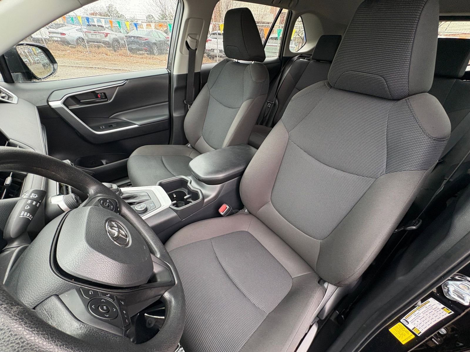 Thumbnail: 2025 Toyota RAV4 - 35