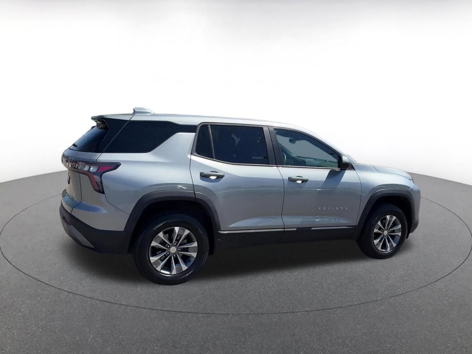 Thumbnail: 2025 Chevrolet Equinox - 15