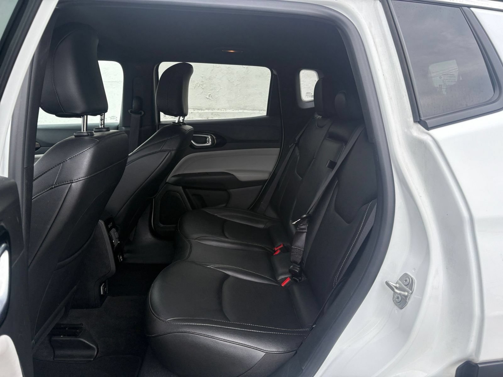 Thumbnail: 2025 Jeep Compass - 27
