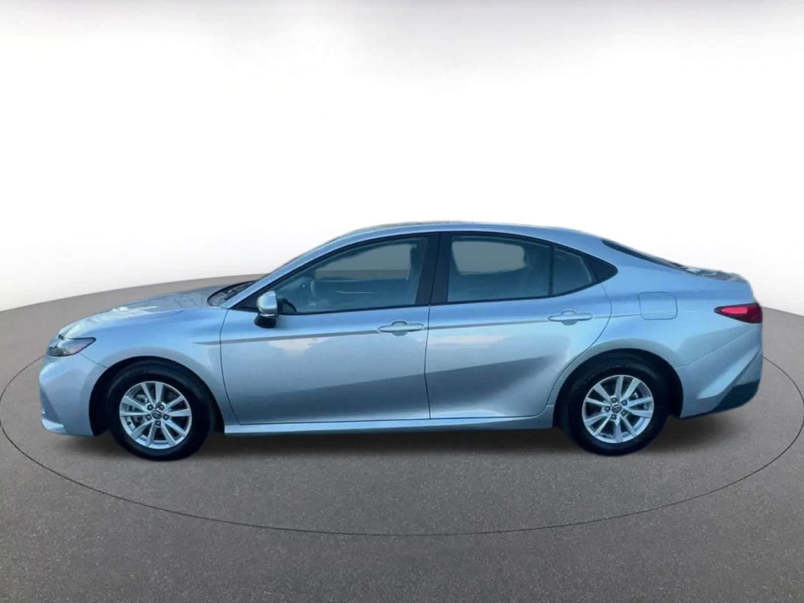 Thumbnail: 2025 Toyota Camry - 10