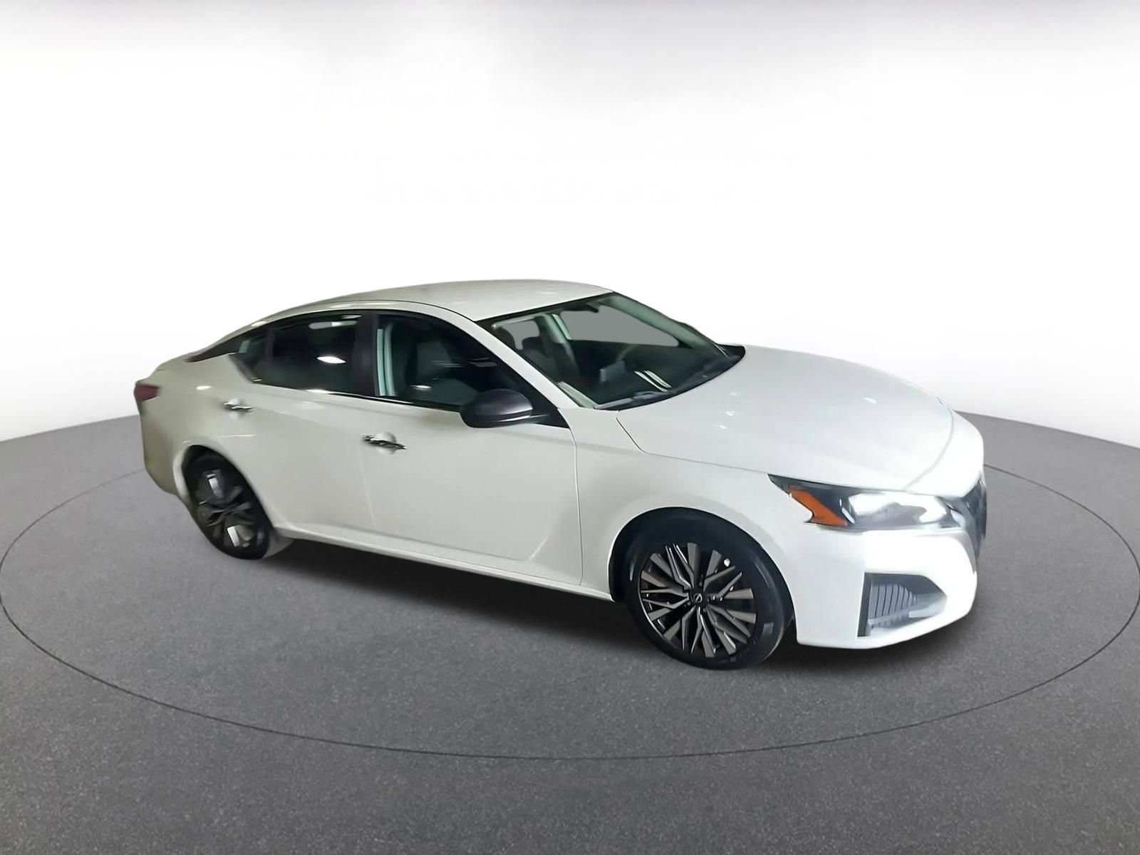 Thumbnail: 2025 Nissan Altima - 2