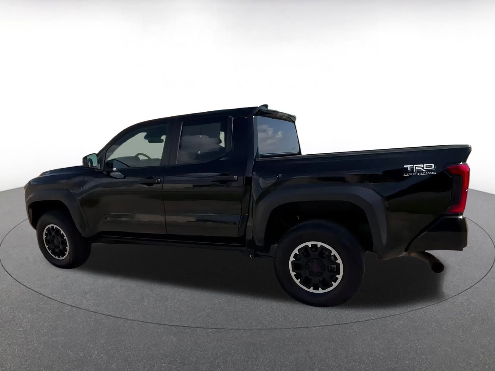 Thumbnail: 2024 Toyota Tacoma - 10