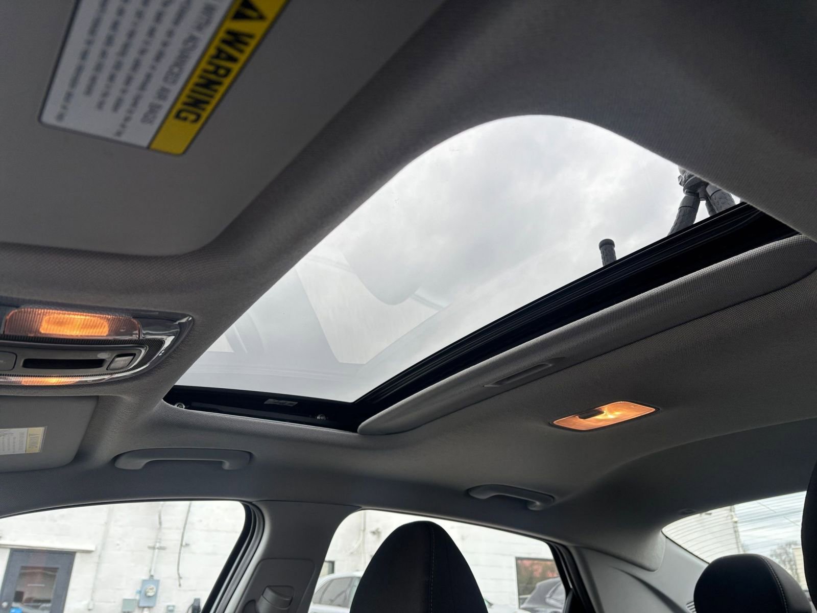 Thumbnail: 2025 Hyundai Elantra - 31