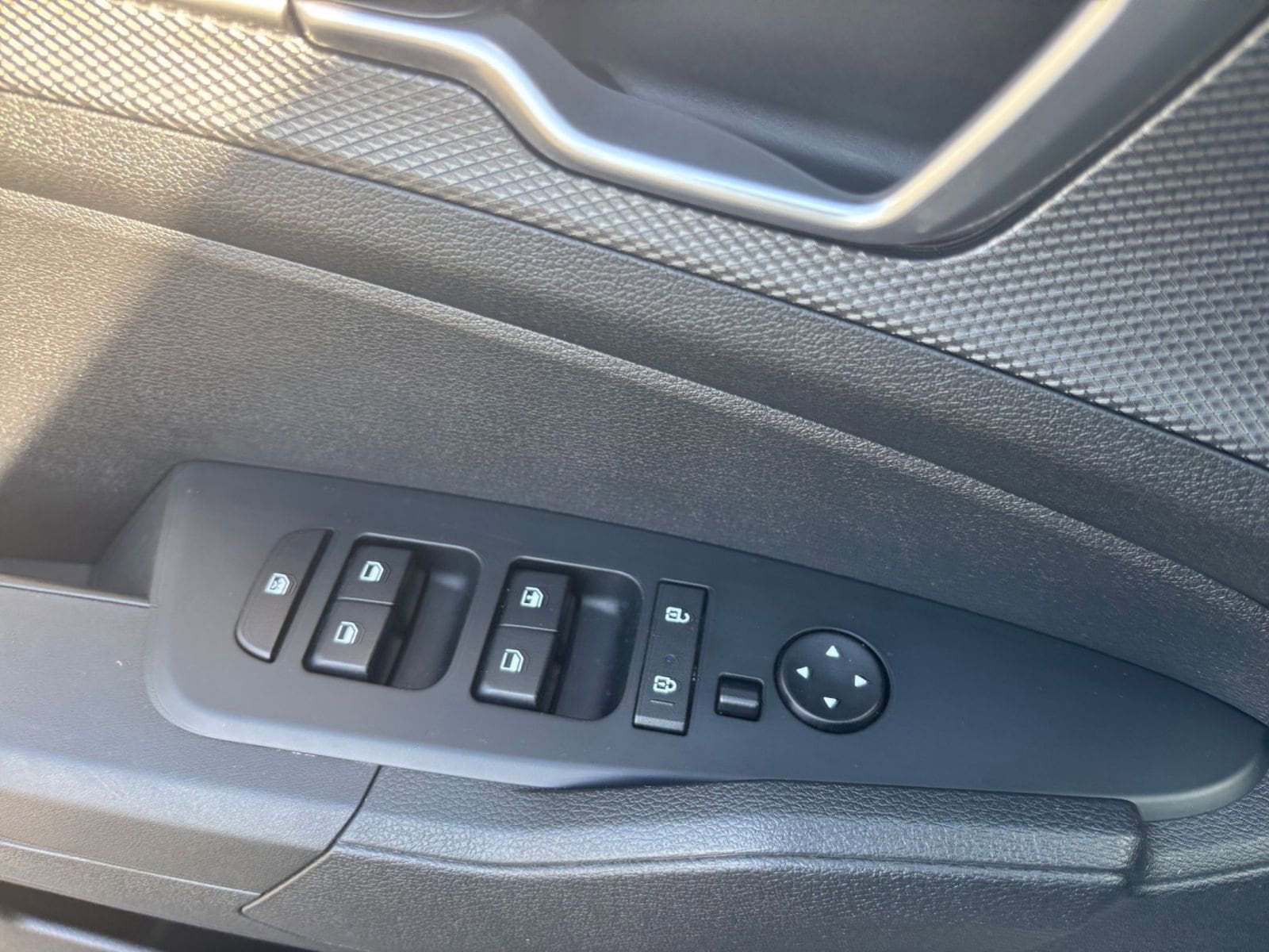 Thumbnail: 2024 Kia Sportage - 20