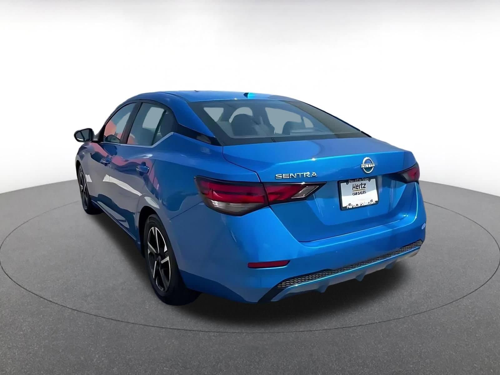Thumbnail: 2025 Nissan Sentra - 11