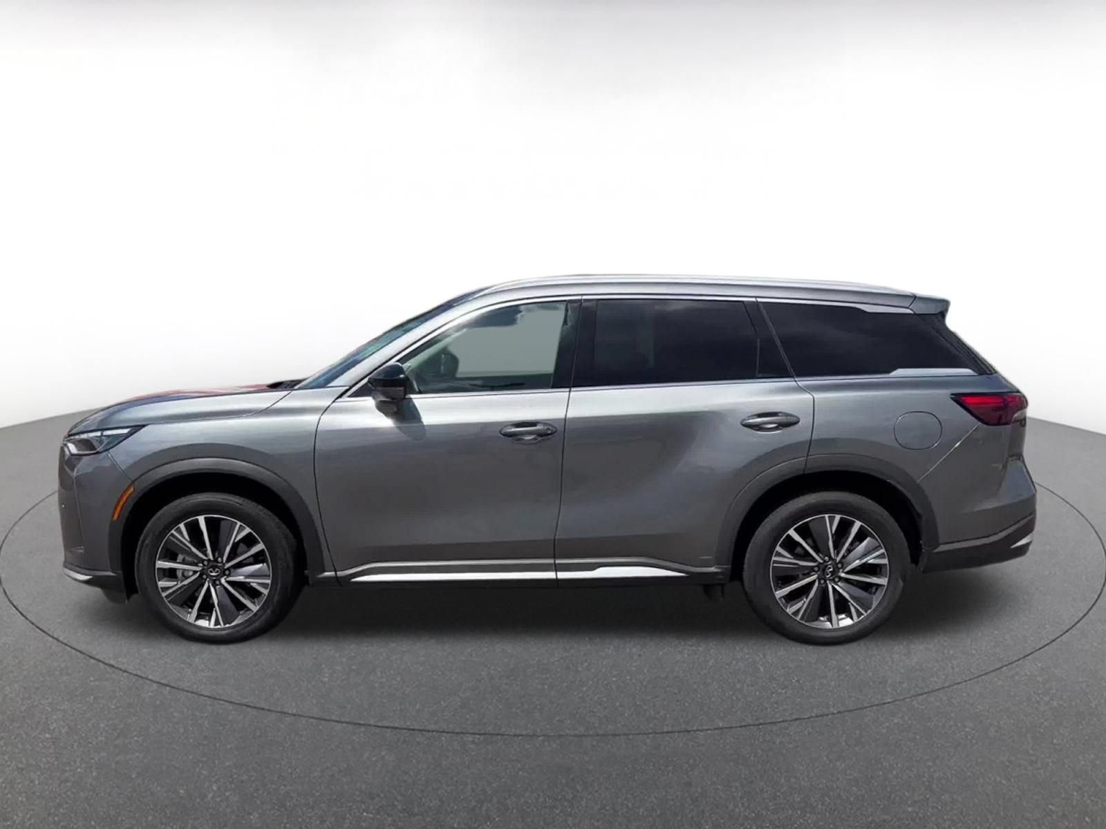 Thumbnail: 2026 INFINITI QX60 - 9