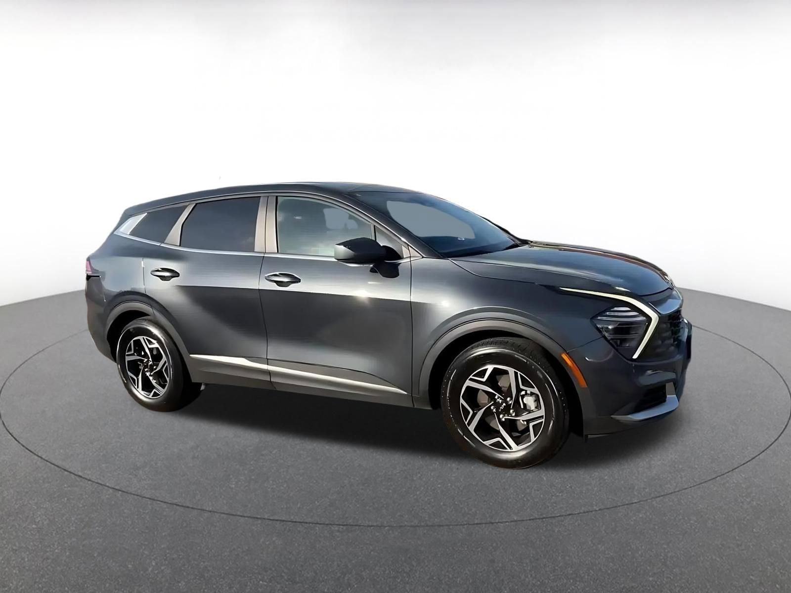 Thumbnail: 2024 Kia Sportage - 2