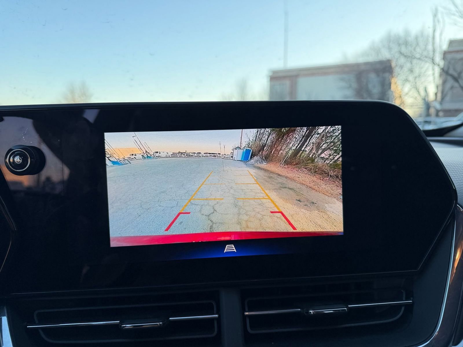 Thumbnail: 2025 Chevrolet Trax - 22