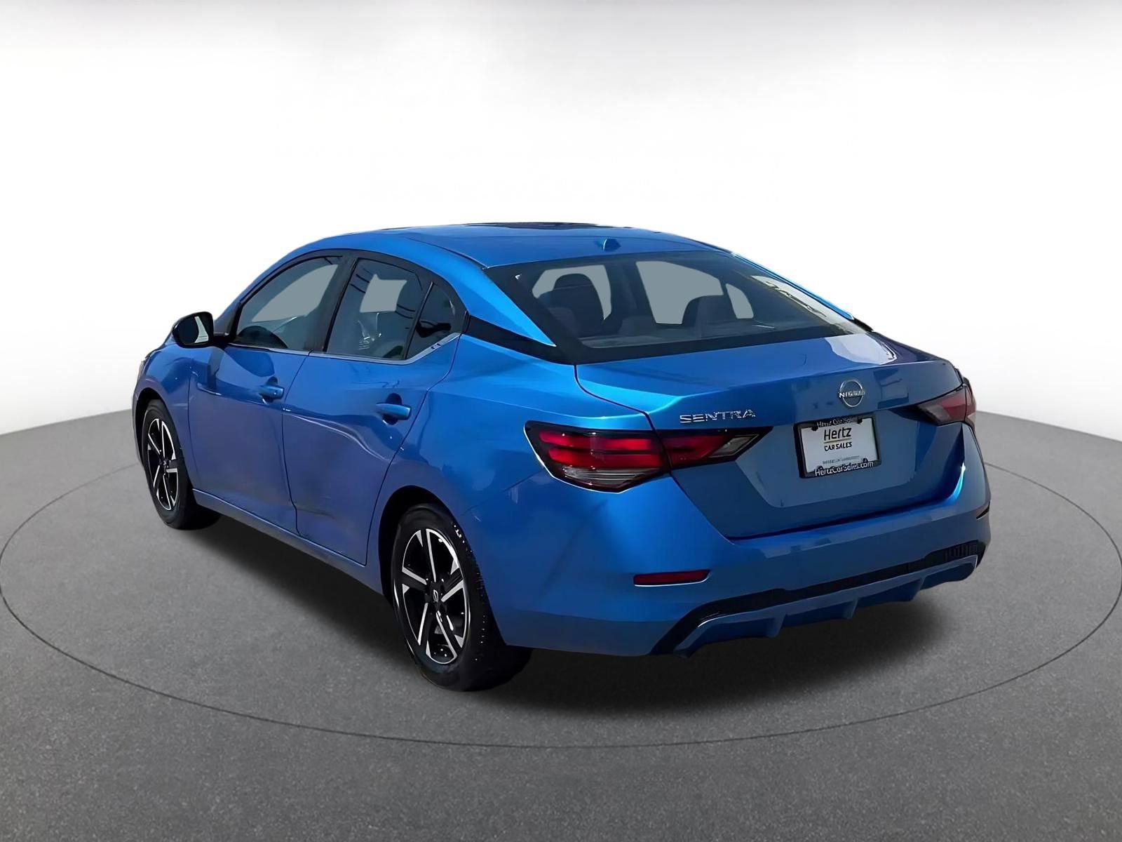Thumbnail: 2025 Nissan Sentra - 9